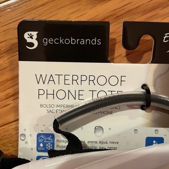 Geckobrands Waterproof phone tote - Picture 2 of 7